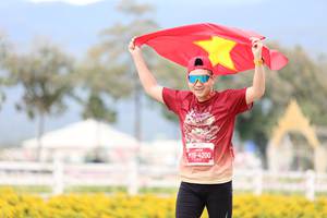 BIB: 
                            <button type="button" onclick="openModal(27860141)" class="btn btn-primary btn-sm float-right btn-popup" data-toggle="modal" data-target=".modal-high-quality">
                        <i class="fas fa-shopping-cart"></i> Add to Cart
                    </button>
                                            <button type="button" onclick="isThisMe(27860141, true)" class="btn btn-success btn-sm float-right btn-popup btn-isme hidden" data-toggle="tooltip" data-placement="bottom" title="นี่คือรูปของคุณใช่ไหม คลิกที่นี่เพื่อเอาเข้าอัลบั้ม">
                        <i class="fas fa-plus"></i> Add to album
                    </button>
                    <button type="button" onclick="isThisMe(27860141, false)" class="btn btn-warning btn-sm float-right btn-popup btn-isnotme hidden">
                        <i class="fas fa-ban"></i> Remove from album
                    </button>